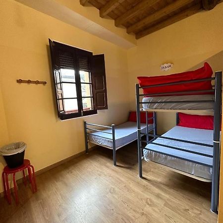 Albergue De Peregrinos Compostela Molinaseca Εξωτερικό φωτογραφία