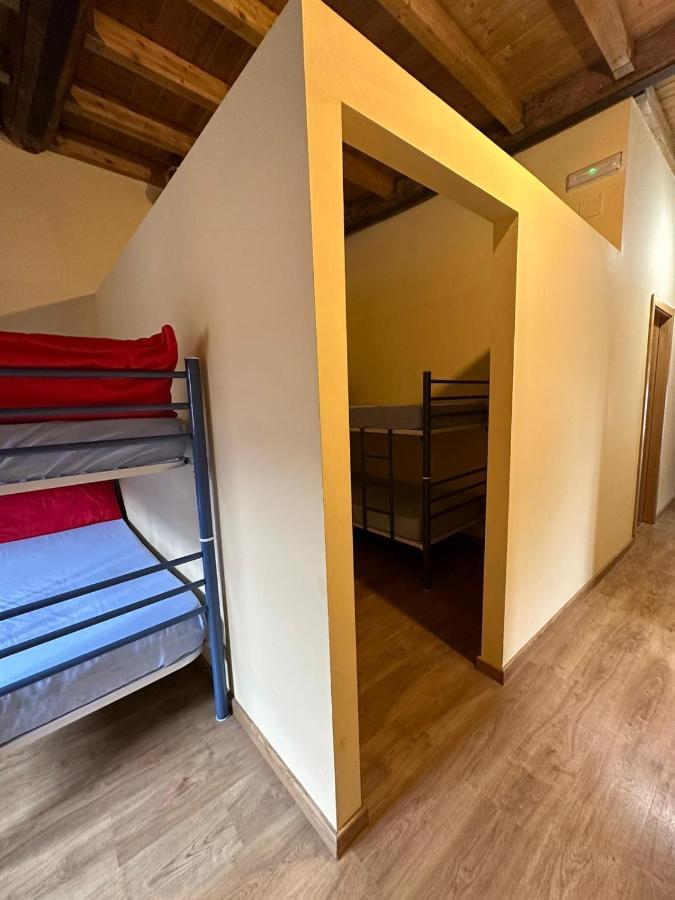Albergue De Peregrinos Compostela Molinaseca Εξωτερικό φωτογραφία